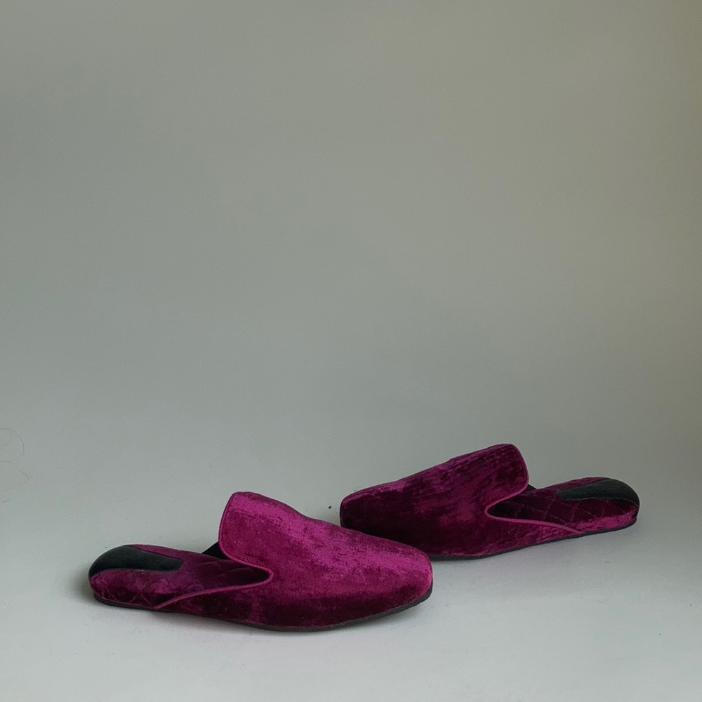 M Gemi Maroon Velvet Mules